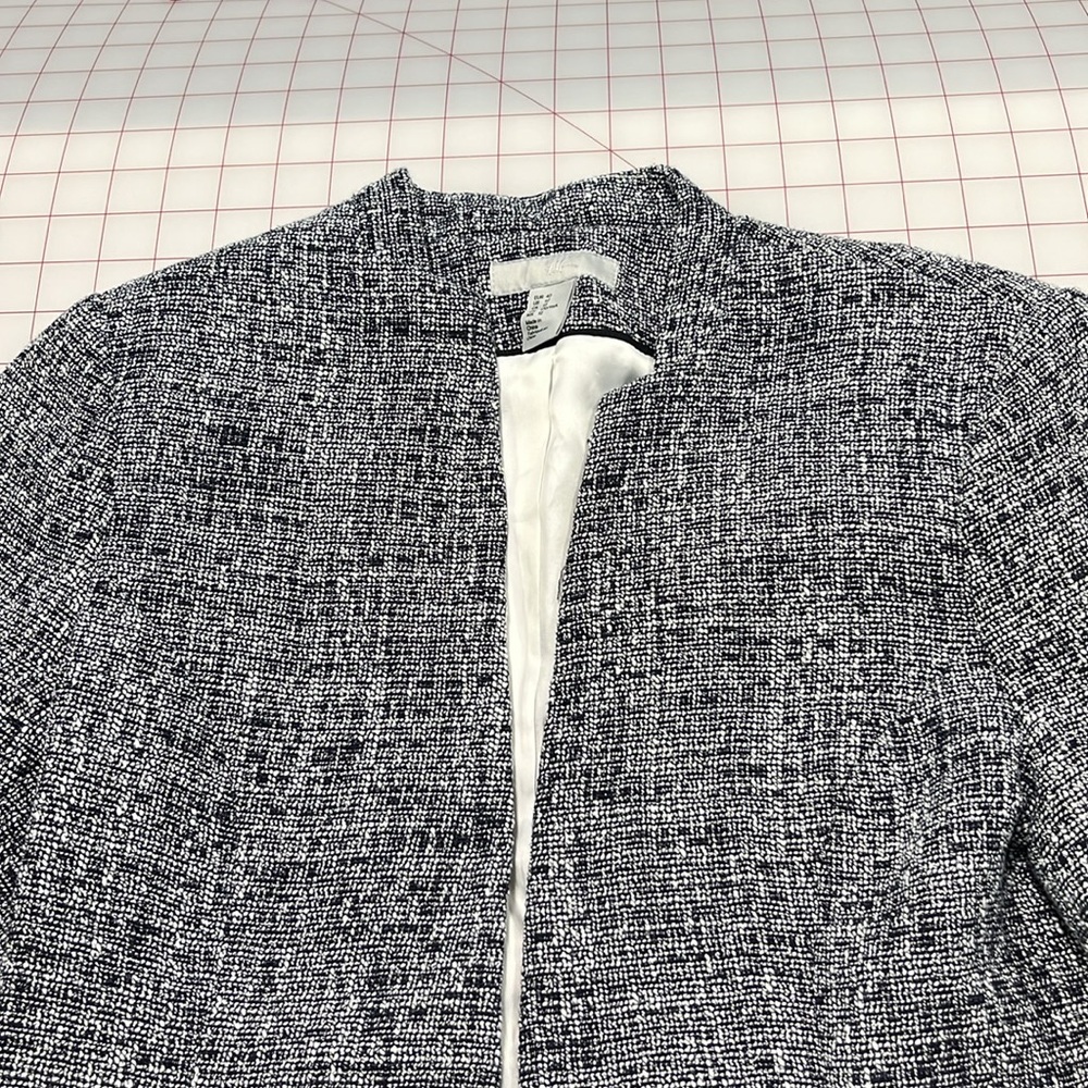 Women's Black and White Tweed Jacket - Picture 10 of 16